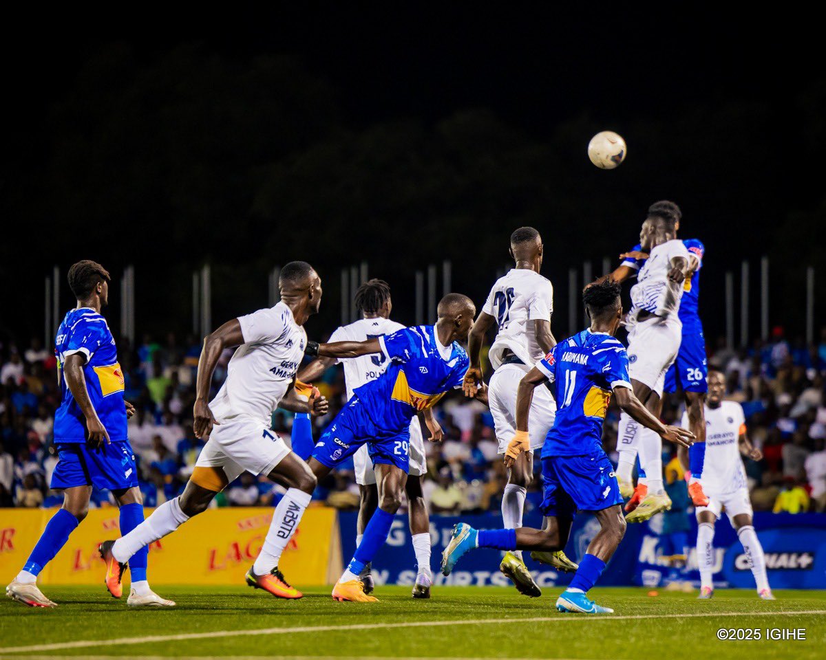 rigogaruth's tweet photo. #RPL || #RAYPOL | FT 

Rayon Sports 0-1 Police FC 

22’ Nsabimana Eric ⚽️ 

Rayon Sports yabuze iki cg yahuye n’ikipe ikomeye? https://t.co/kz7geAdYdL