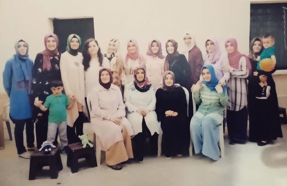 Emine Savaş; 
Biz kadınları, anneleri burada unuttu bu toplum. Suç işleyen cezaevinde yatsın ama bizim suçumuz ne? Hiçbir şeye karışmayan, katılmayan, darbeye bulaşmayan biz kadınları, anneleri görün.
#VicdanınKalbiGazze