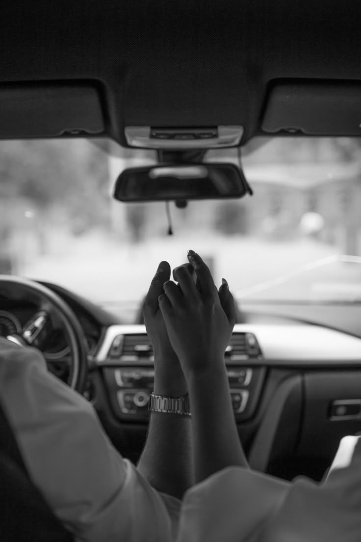 Shybeee6's tweet image. میری تکمیل میں شامل ہیں کچھ تیرے حصے
ہم اگر تجھ سے نہ ملتے تو ادھورے رہتے۔۔۔!!
#قومی_زبان