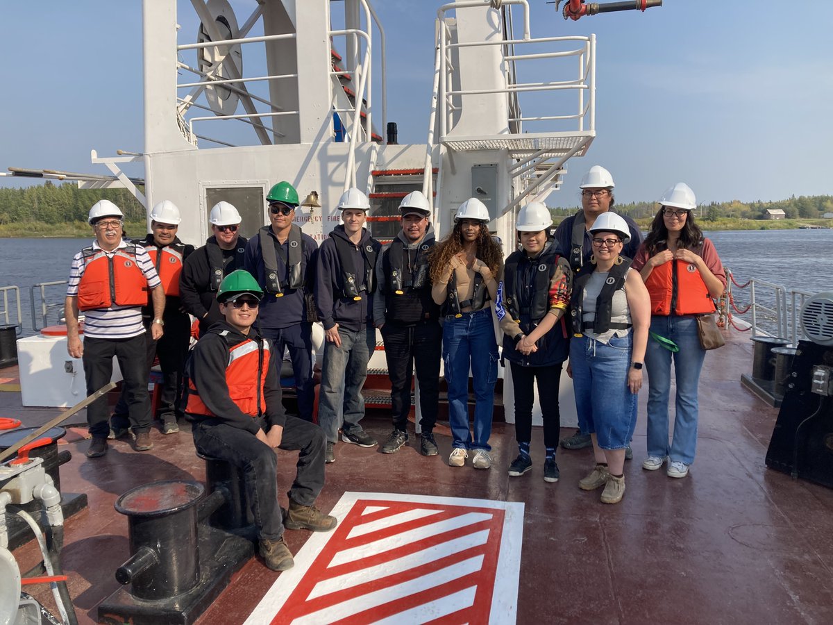 DawnSenator's tweet photo. Joined students &amp; crew of the Western Arctic Marine Training Centre aboard the Kakisa on the Mackenzie River in Hay River, NT. Inspiring to see future seafarers gaining real experience navigating northern waters that are vital to Canada’s Arctic. ⚓🌊 #NWT https://t.co/rPTuOycVwn