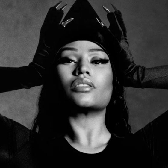 teaminajbrasil's tweet photo. 👑 RAINHA DO HAPPY:

Cardi B PERDE 1.2 MILHÃO de streams no seu álbum recém-lançado mesmo depois de ter recebido o apoio de todos os usuários da internet possíveis nas redes sociais. 

A coitada, que fez um tweet ''detonando'' a Nicki com quase 500.000 curtidas, não conseguiu colocar UMA MÚSICA SEQUER no Spotify Global nessa treta toda.

Do outro lado, Nicki Minaj está charteando TODOS os seus álbuns no iTunes US, possui a música de uma rapper mais vendida atualmente no iTunes GLOBAL e segue sendo a segunda maior rapper com streams diários no Spotify, atrás apenas da Doja Cat.

VOCÊS. ME. PROMETERAM. QUE. A. CARREIRA. DELA. ESTAVA. MORTA! Anitters, Beyhives, até os fãs da coitada da Jade, fãs das falecidas Little Mix, os 2 fãs da Megan Thee Stallion e MAIS: CADÊ O APOIO DE VOCÊS PRA RAINHA DO HAPPY? 

AGORA POSTEM SOBRE ISSO! Postem que a mulher que vocês estão apoiando TANTO, não está fazendo nem 7 milhões de streams diários! POSTEM! @bchartsnet @siteptbr @poponze @plusmusicbr