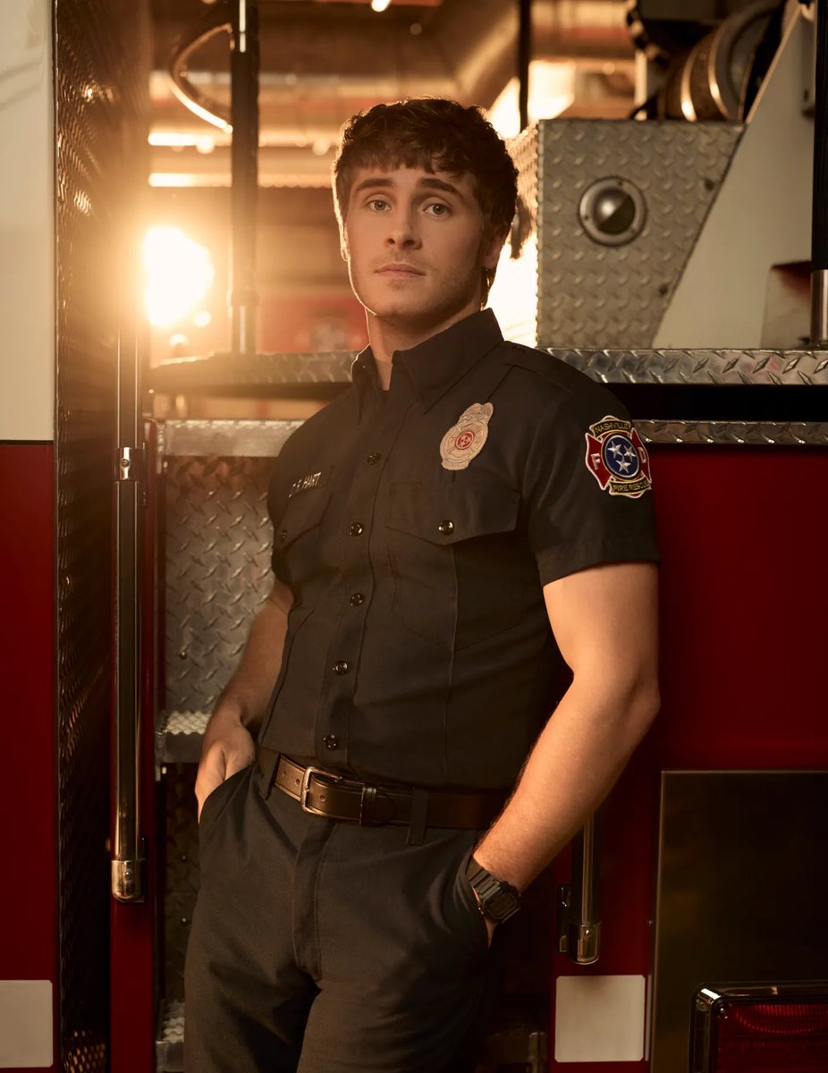 911TVNEWS's tweet photo. Ryan Hart. #911Nashville

🔗: https://t.co/XDeLtyqhP9 https://t.co/aOvYxTHN2E