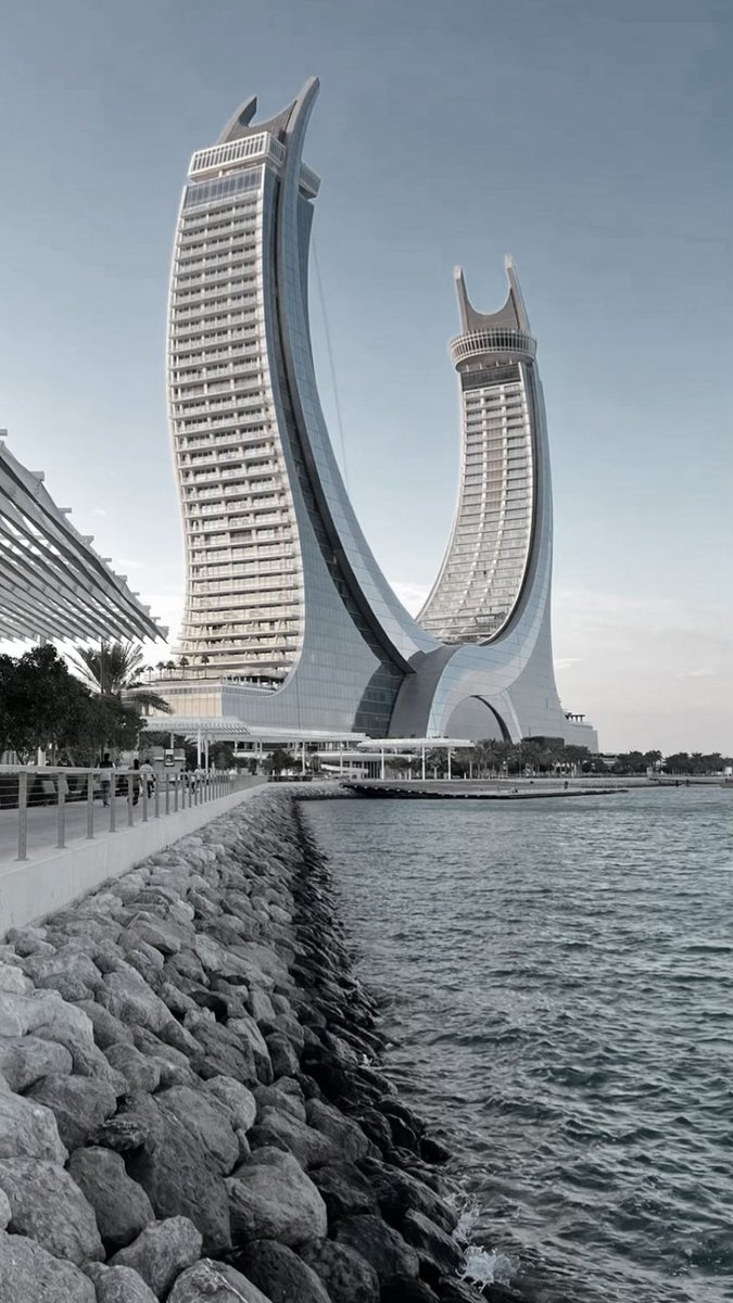 sbinty7_'s tweet photo. يمكنك أن تخسر أشياء كثيرة في حياتك، لكن إياك أن تخسر وطنًا عشت فيه بأمان وكرامة، فالوطن لا بديل له، وخيانته أعظم من عداوة الأعداء ♥️🇶🇦
#قطر #الدوحة https://t.co/dVfM7cK9MN