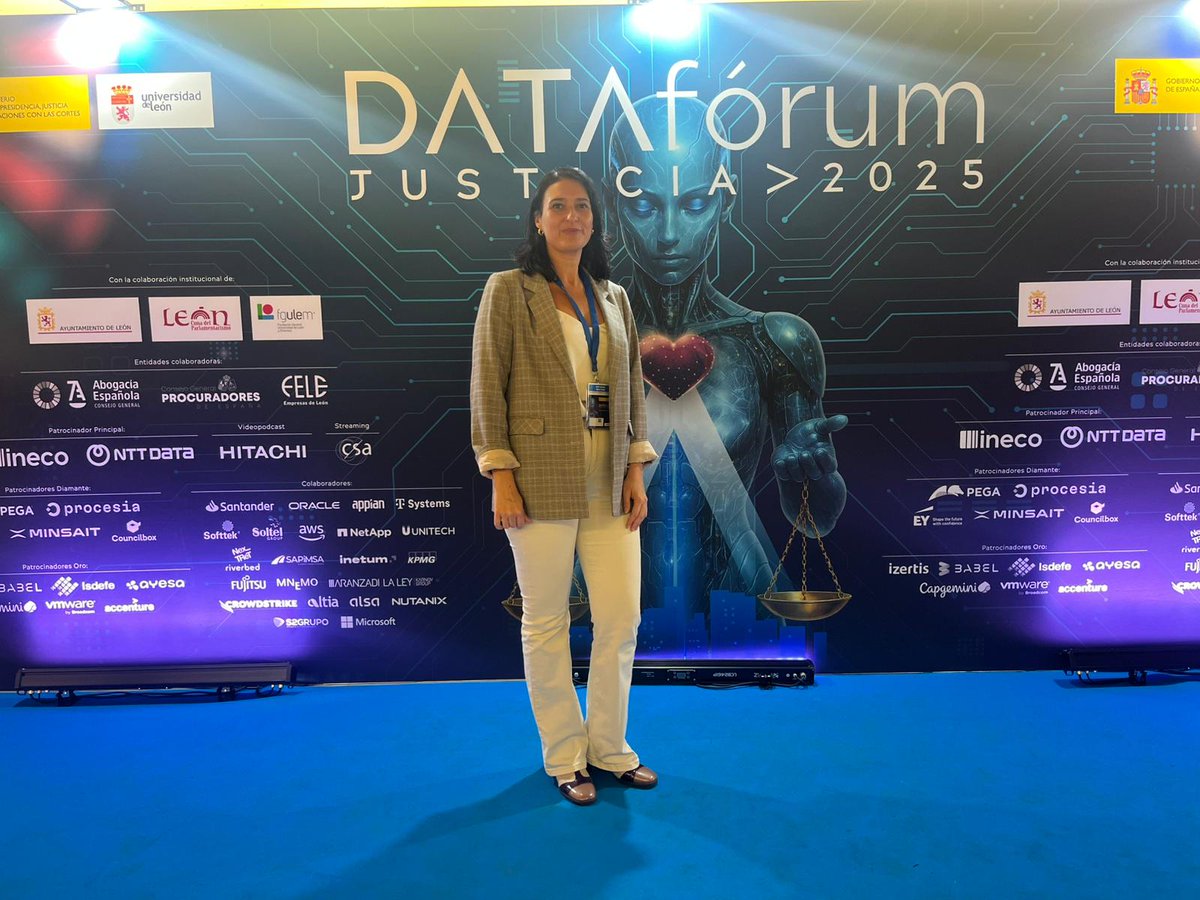 JusticiaJunta's tweet image. 🧑‍💻Teresa Ávila, secretaria general de Infraestructuras Judiciales, participa en el #DATAFORUM Justicia 2025 en León. Un congreso sobre digitalización de la Justicia, IA y protección de datos.

#Andalucía está presente para aprender e intercambiar experiencias con expertos.