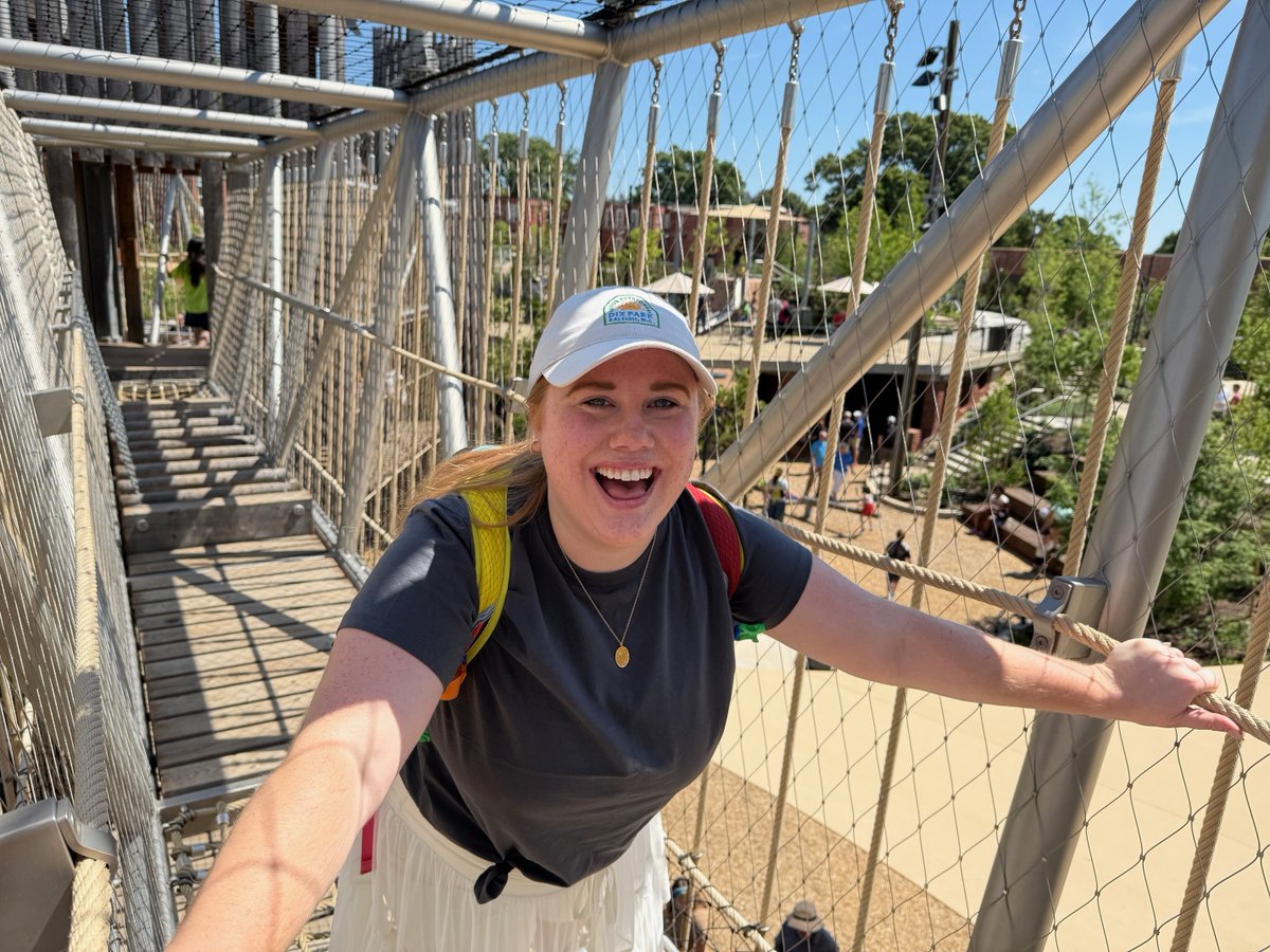 RaleighPlanning's tweet photo. 🌳 Lauryn loves park planning and collaborating with the community. She likes that parks serve as free, open “third spaces” that bring people together, support wellness, and protect nature. https://t.co/5vXGwQhqip #CommunityPlanningMonth https://t.co/ghNgqJwL33