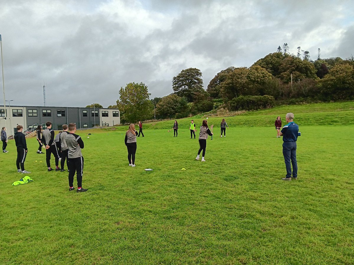 WhelanGavin's tweet photo. #CoachEducation - #PPSSupport π
Well done to the TY students (G1) in @stdeclanscc who completed their pilot #ICGG (Introduction to Coaching Gaelic Games) Course yesterday, another great day of learning, networking, energy & positivity β
οΈππ #FutureLeaders #GAABelong https://t.co/nciXLA4bXw