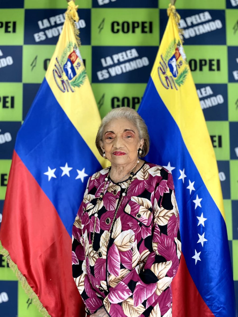 Elys Ojeda González: una vida de servicio, liderazgo y convicción democrática

Desde muy joven, Elys Ojeda González supo que su lugar estaba donde se toman las decisiones que definen el rumbo de un país. A los 16 años, mientras otros adolescentes apenas comienzan a explorar sus