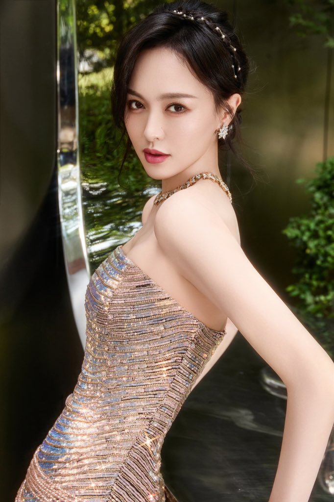 xiaoliuWeb3's tweet photo. 唐嫣 https://t.co/bXMLU0p6TM