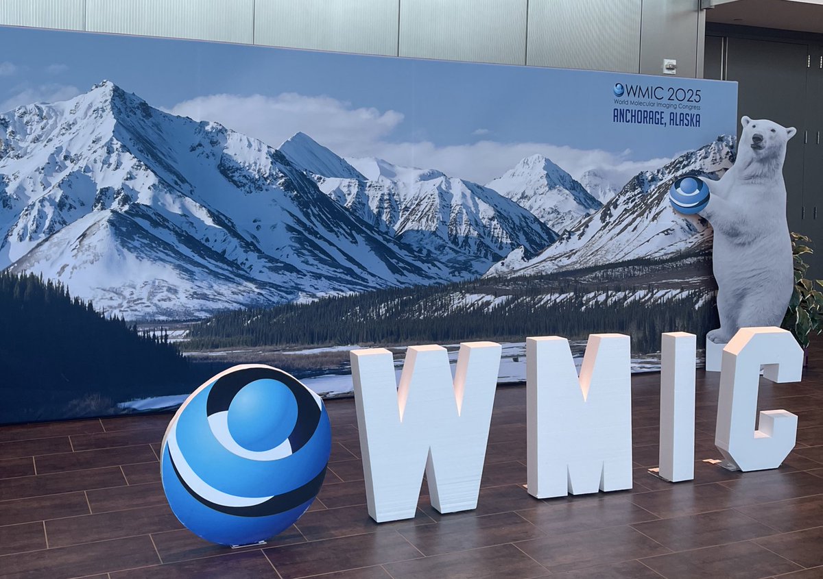 XueyiChen's tweet photo. Excited to be in Alaska for #WMIC2025! Even more thrilled to kick it off under the magic of the Northern Lights 🌌 https://t.co/KFAF2fmozh