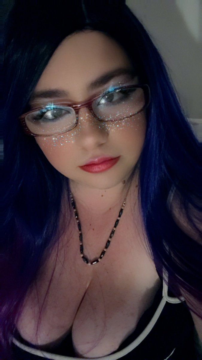 baby_jessi98549's tweet photo. When you start to feel pretty
#onlyfans #bigboobs #plussizemodel #lookingcute https://t.co/S22addTR7j