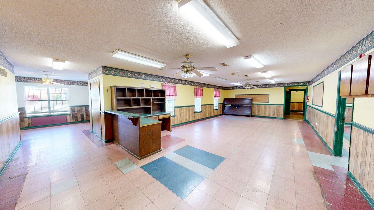 ShowcaseDothan's tweet image. 104 N Herring St, Dothan, mixed-use property, nearly 5,000 SF at a super affordable price and a great location! Learn more online: myre.io/04qEFOuHb82t
Represented by Jackie Johnson, Berkshire Hathaway HomeServices Showcase Properties
#MixedUseProperty #CommercialListing