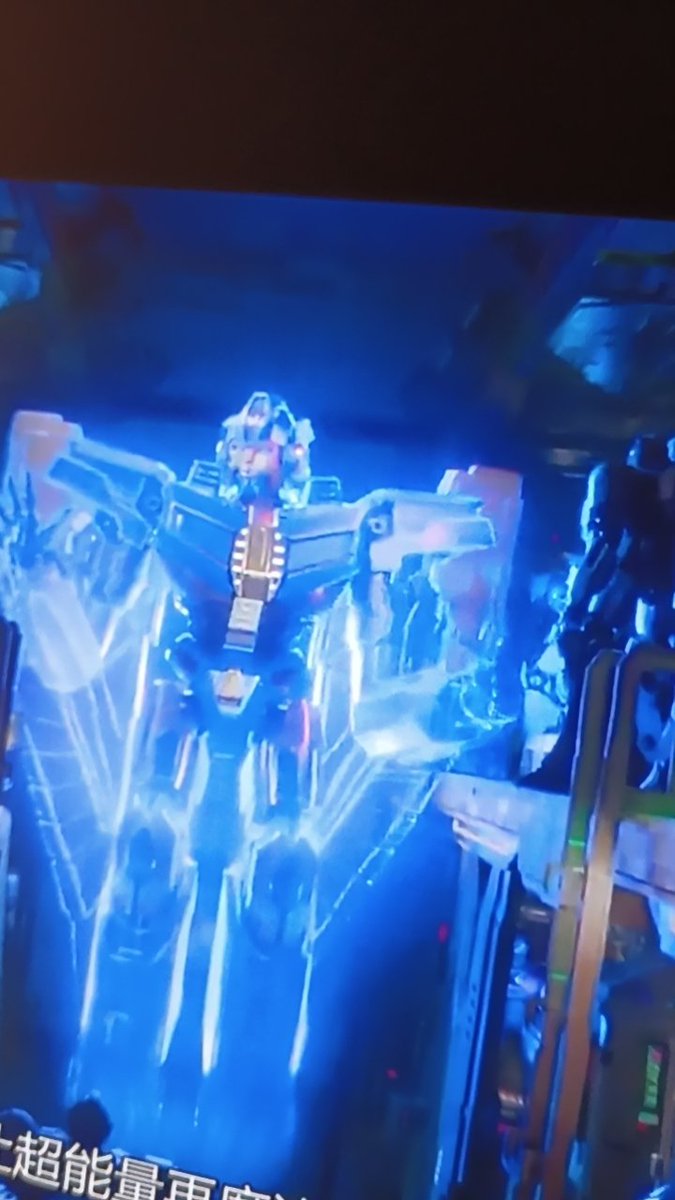 neons_crossover's tweet photo. Today's crossover ship is:
#sentistar
Tfone sentinel Prime ❌ G1 Starscream https://t.co/ba2fOrwHJG