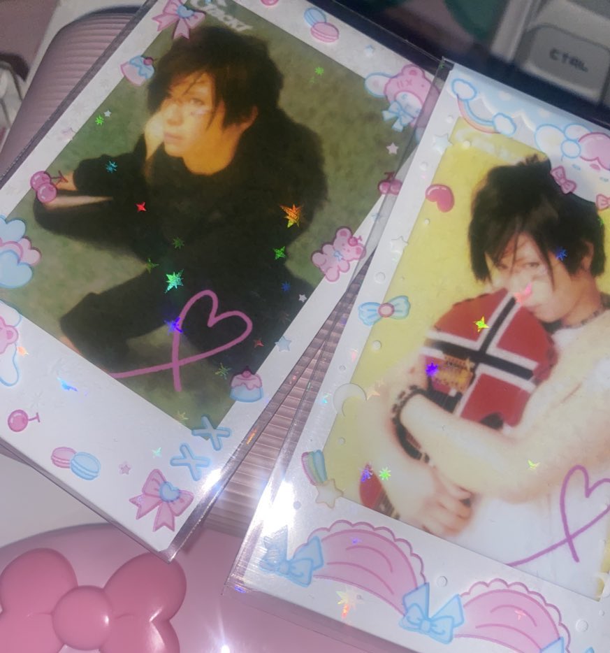 stsgizm's tweet image. my  honmeis  cheki  worth  more  than  a  fucking  kidney  so  i  make  my  own  chekis  instead  #ProblemSolved