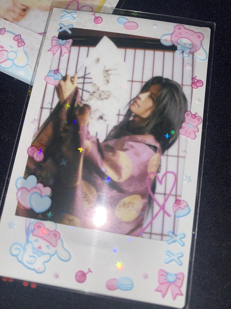 stsgizm's tweet image. my  honmeis  cheki  worth  more  than  a  fucking  kidney  so  i  make  my  own  chekis  instead  #ProblemSolved