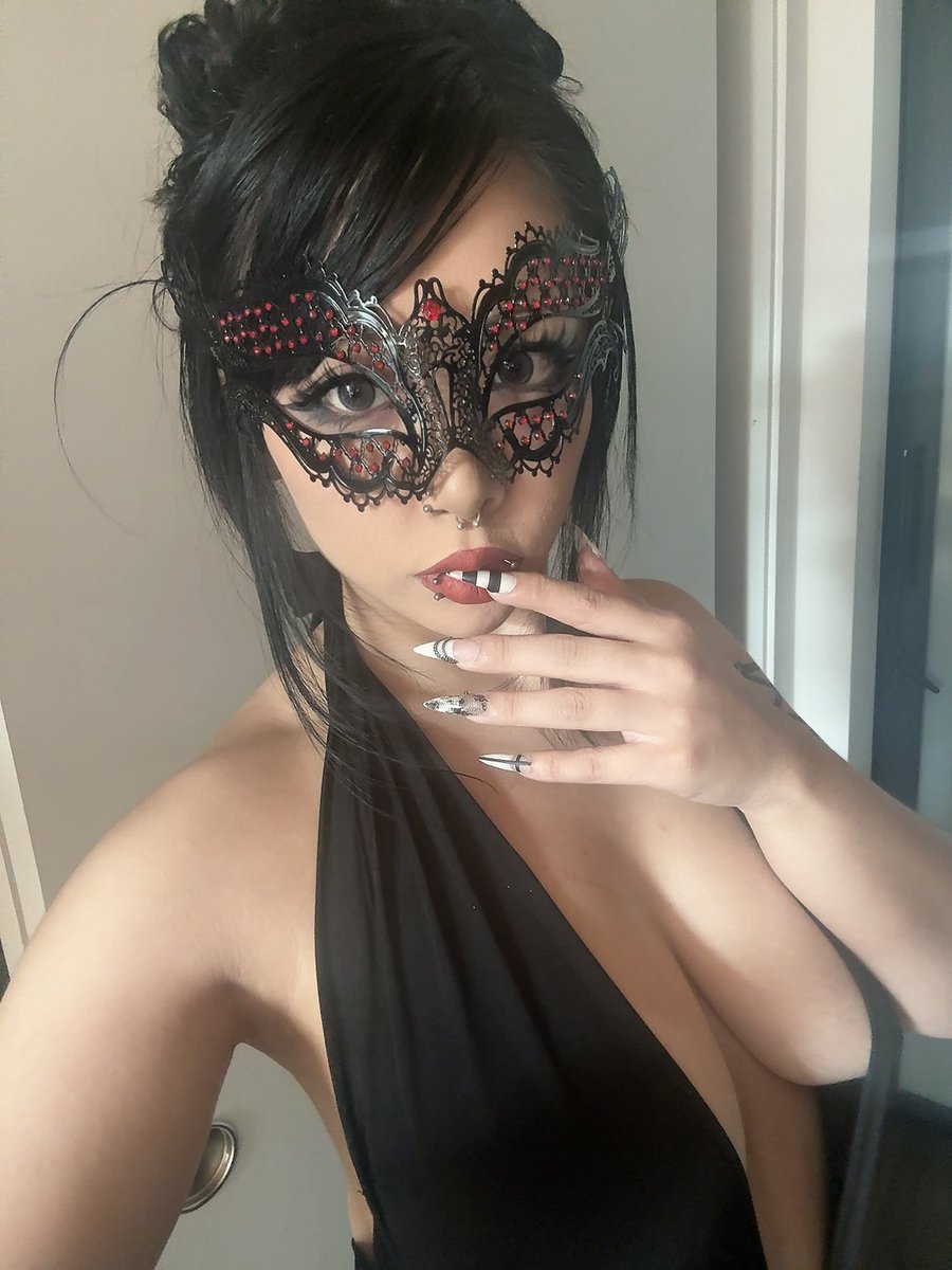 venusiangirl's tweet image. hi