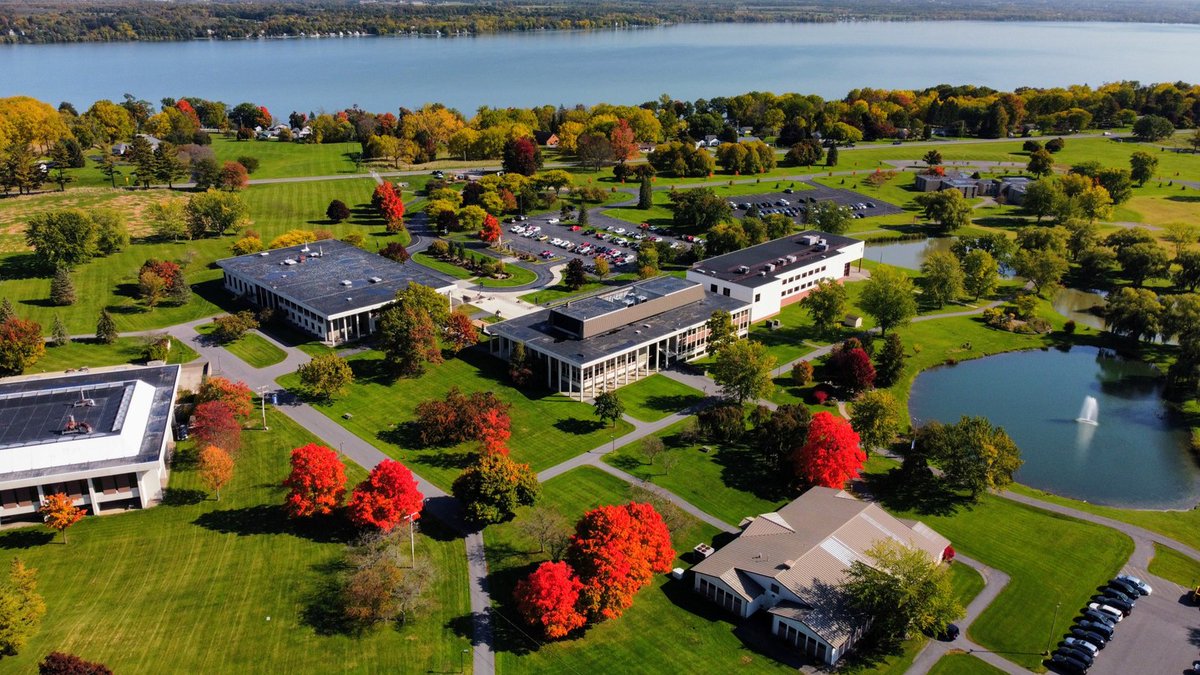 NortheastColl's tweet image. #AlumniWeekend 2025 kicks off tomorrow! 🎉 Don’t miss out—join us for inspiring speakers, engaging workshops, the President’s Welcome Dinner, a Family Fun Carnival and plenty of #NortheastBlue spirit. It’s going to be an unforgettable celebration. 💙

#FLXFall #FingerLakes