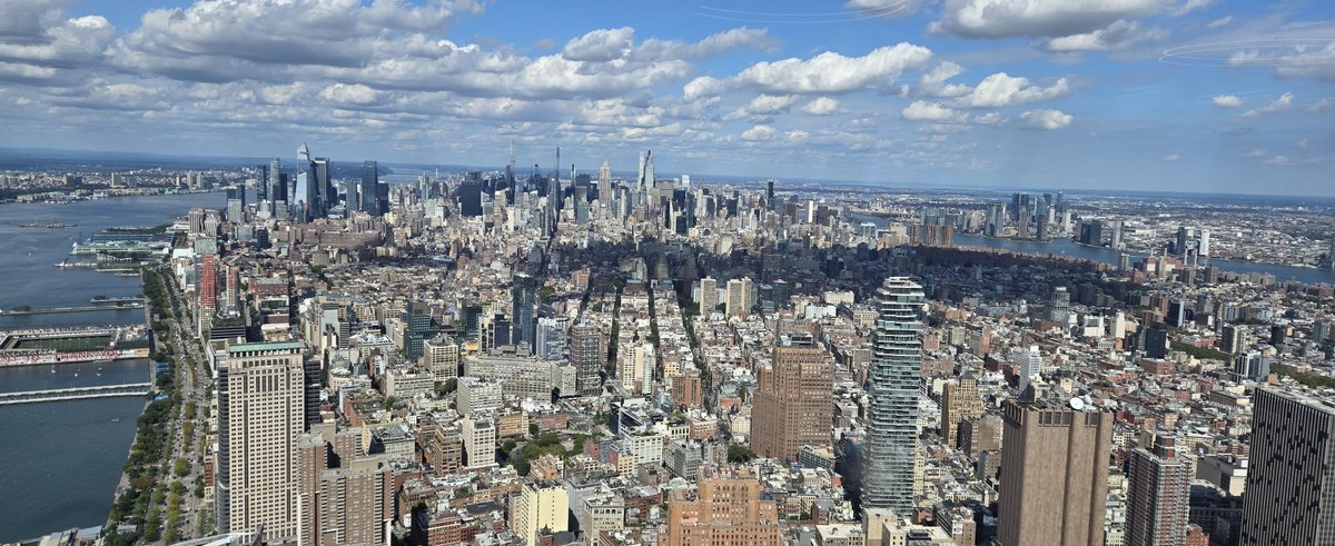 BigScoots's tweet photo. BigScoots would like to thank the team at @Cloudflare in NYC for hosting our team at their offices in the World Trade Center to discuss new and innovative ways to deliver the fastest CDN for WordPress sites and our BigScoots clients. #ManagedWordPress #WordPressCDN https://t.co/CzGqjUKJO2