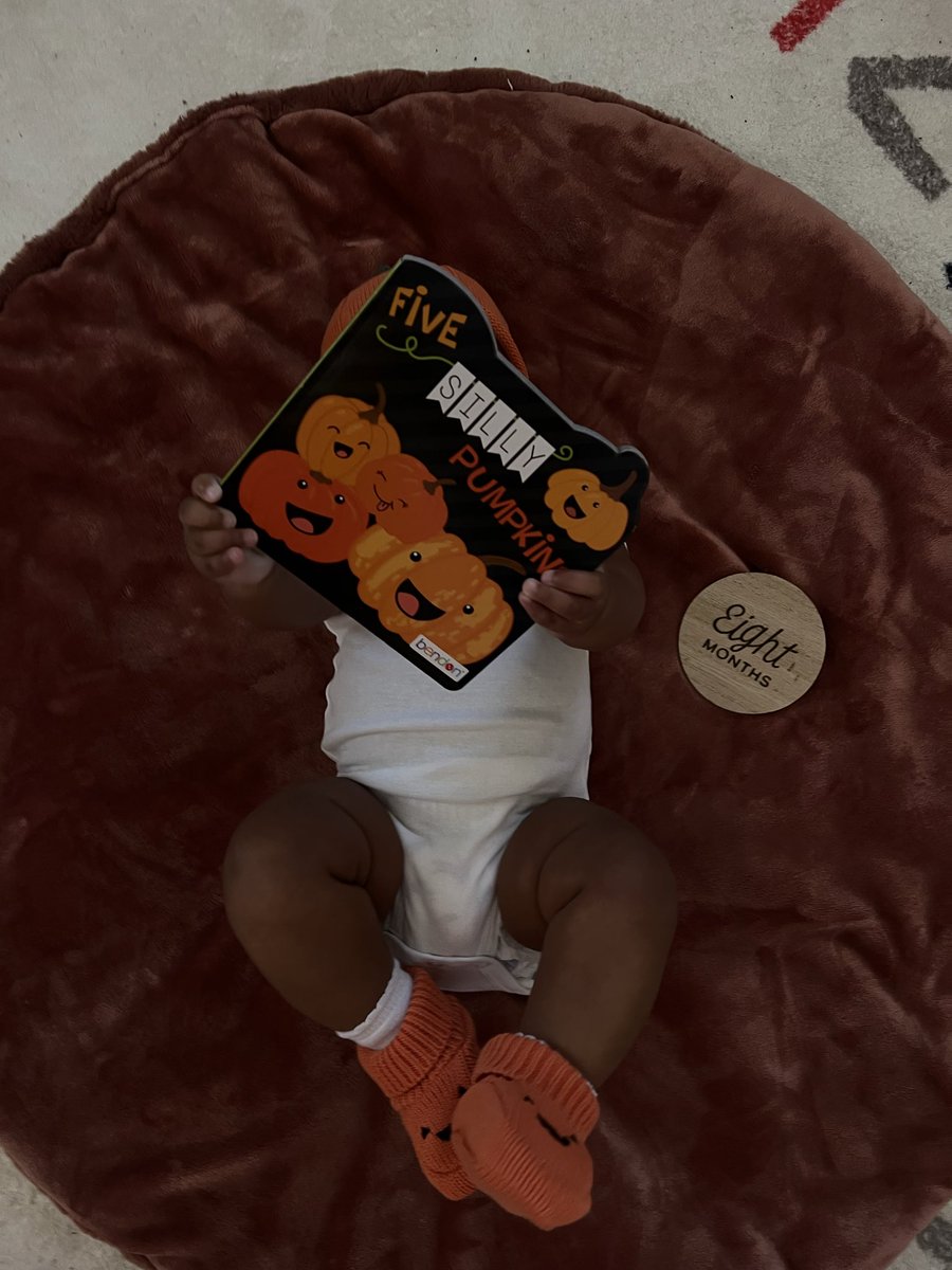ririsierra's tweet photo. 🎃⭐️🧡🕸️🕷️👻 https://t.co/RWcV4MQ2oQ