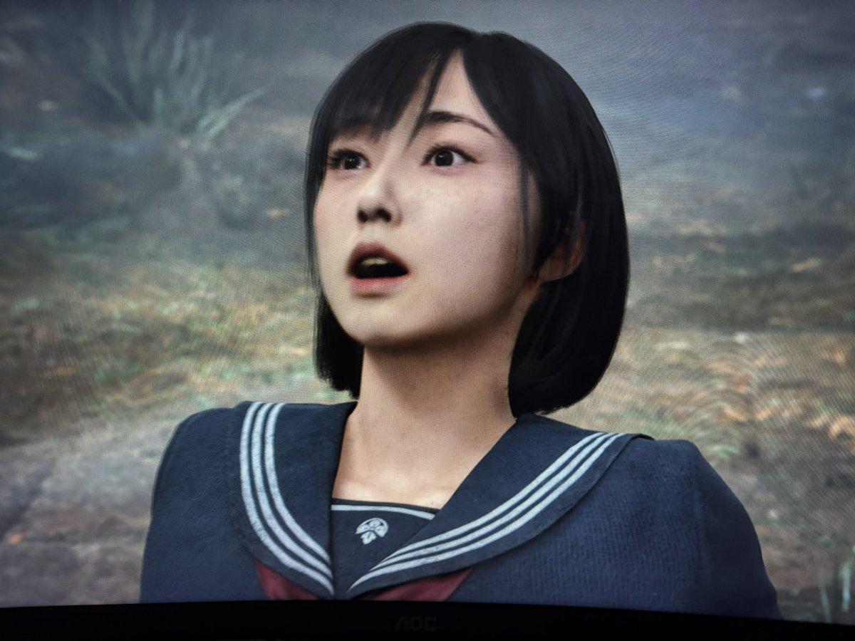 𝓒𝓻𝓸𝔀赤い𒉭 tweet media