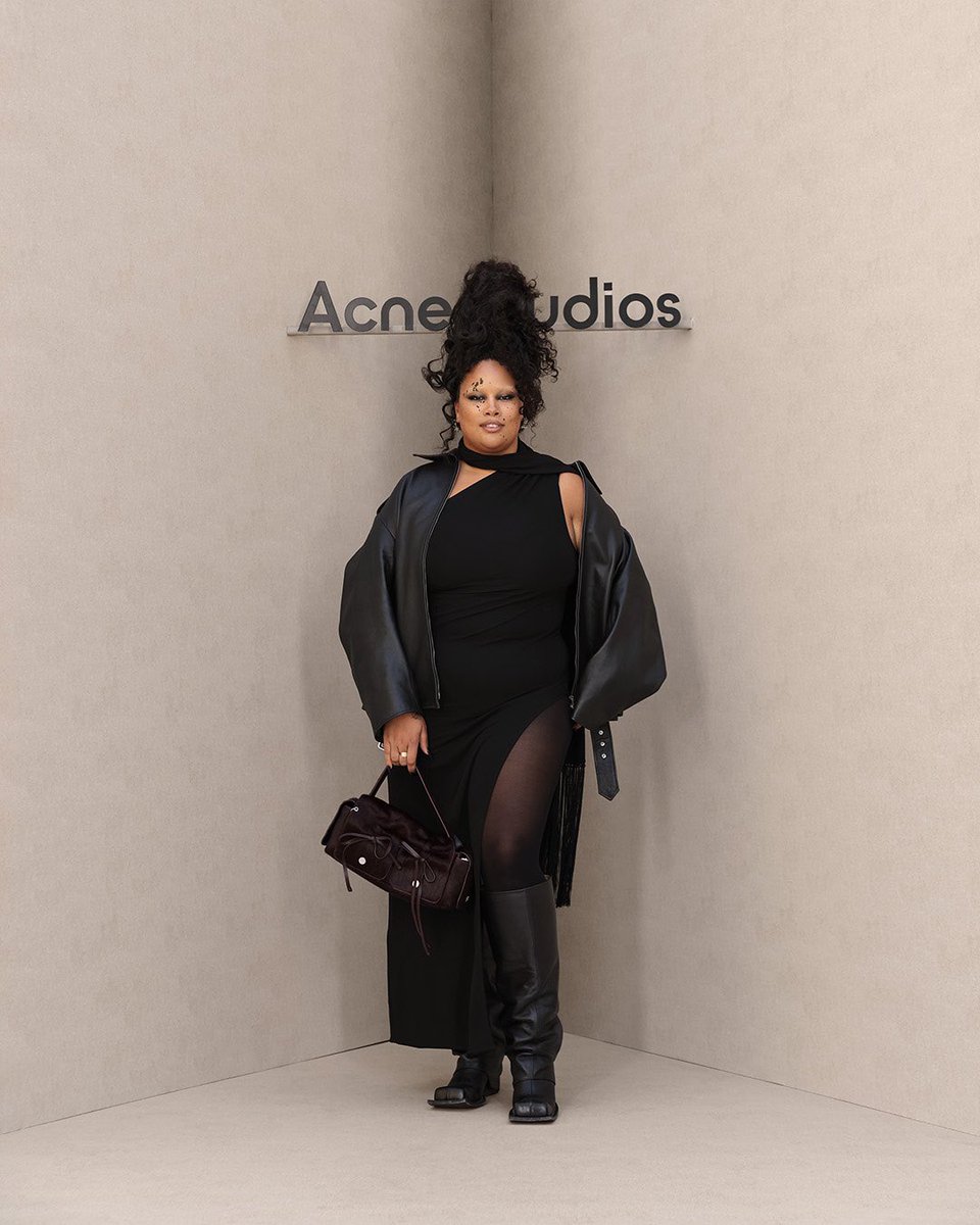 【新品タグ付き】Pheeta タンクトップ 宇多田ヒカル着用 pheeta 宇多田ヒカルさん着用 hedy タンクトップ yo biotop - メルカリ