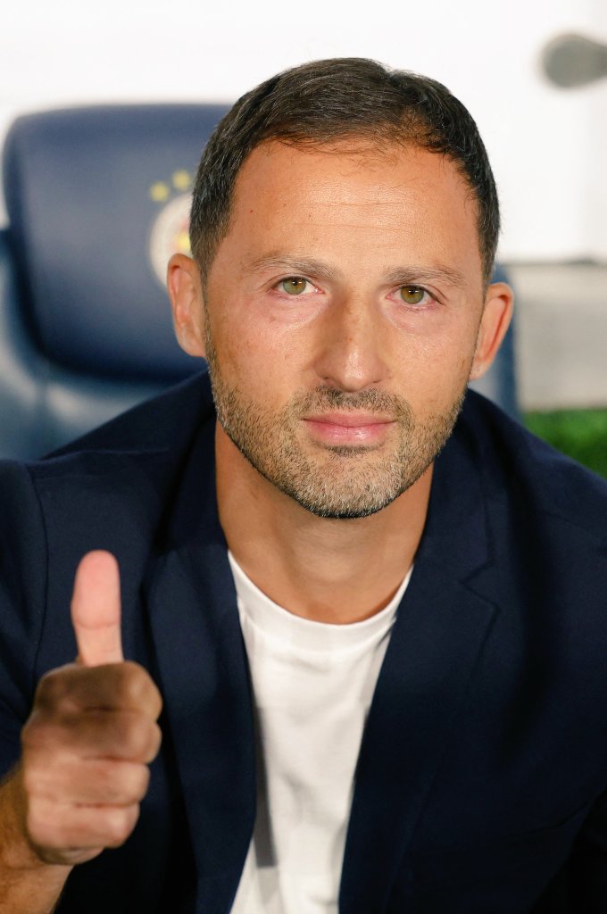 Olacak hoca olacak şöyle 2  3 maç daha lazım sana ve oyunculara ben farkındayım daya iyisini yaparsın ama bu oyuncu grubu ile bu kadar oluyor. 
#FBvOGCN