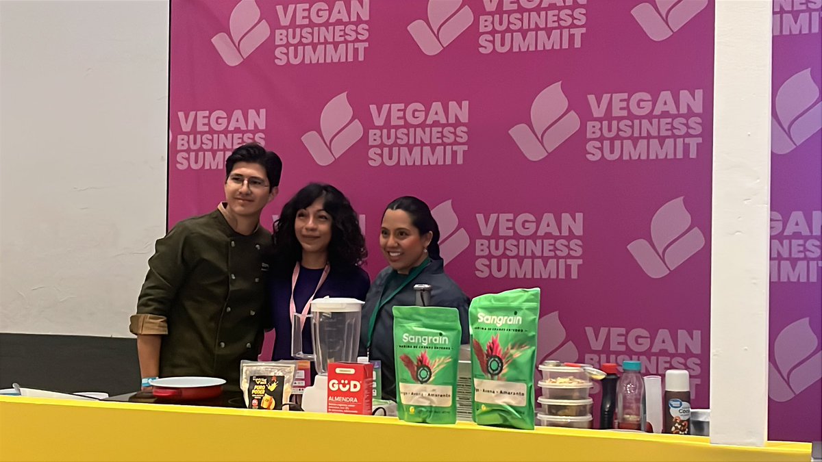 JorgenameNo8's tweet photo. Expo Vegana https://t.co/b3Bf7cz2Xn