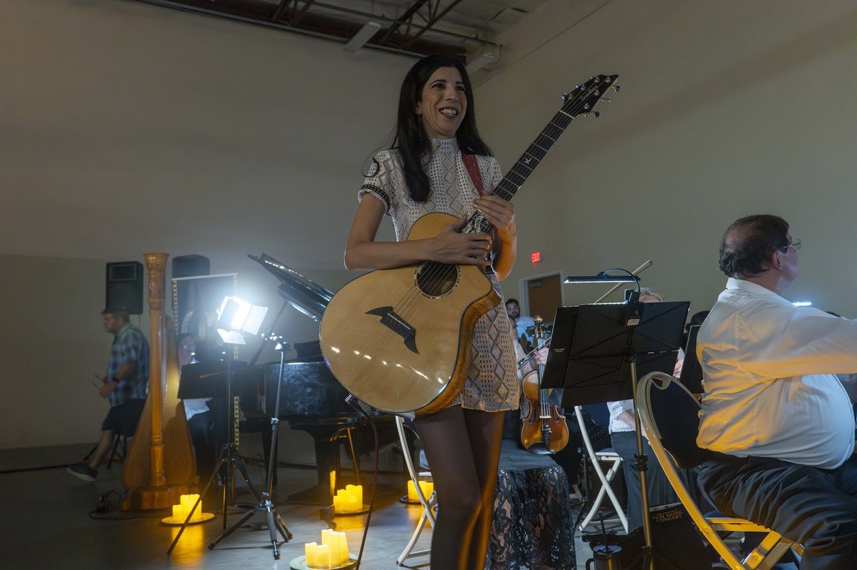 katiegaribaldi's tweet image. Catching up… Singing an orchestral arrangement of my song “Dear Universe” with @svorchestras’ new Simi Valley Symphony Orchestra at its debut at @simifilmfest’s Film Music Concert was pure magic…&amp;amp; even more so seeing my Joe conduct our long-held dream into reality. Grateful! ❤️