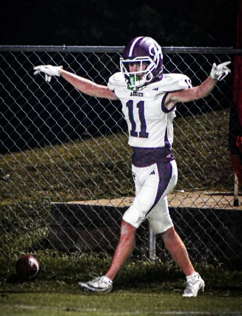 2027 Hamilton (AL) Lockdown Cornerback Tripp Summers.

Has not allowed one pass completion to his side of the field all season.
<a href="/FaulknerFTBL/">FaulknerFootball</a>
