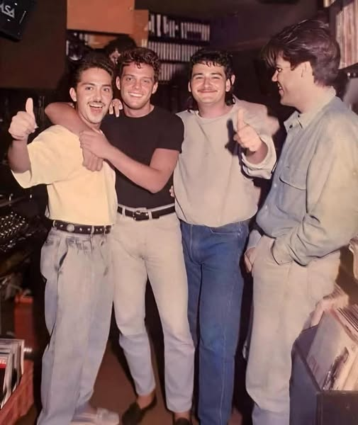 Andrés Guzmán #Anguz tweet media