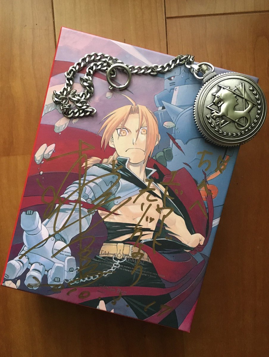 Don't forget 3.OCT.11
今日は
忘れるな、の日。

そしてエドと「鋼の錬金術師」への愛を再確認する日！

毎年エルリック家のシチューとアップルパイを食べ鋼のブルーレイを観る日だけど今日は万博までHYDEに会いに行ってくる！多分レディステもLinkも歌わないけど笑

#鋼の錬金術師
#Dontforget3oct11