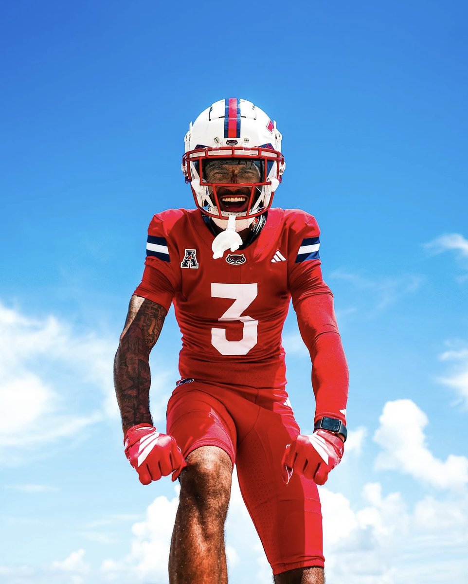 Blessed to EARN a offer from Florida Atlantic University <a href="/CoachBLacy/">CoachBLacy</a> <a href="/CoachTyPhillips/">Ty Phillips</a> <a href="/GMC_Football/">GMC Football</a> <a href="/JuCoFootballACE/">JuCo Football Forer</a> <a href="/JUCOFFrenzy/">JUCO Football Frenzy</a>