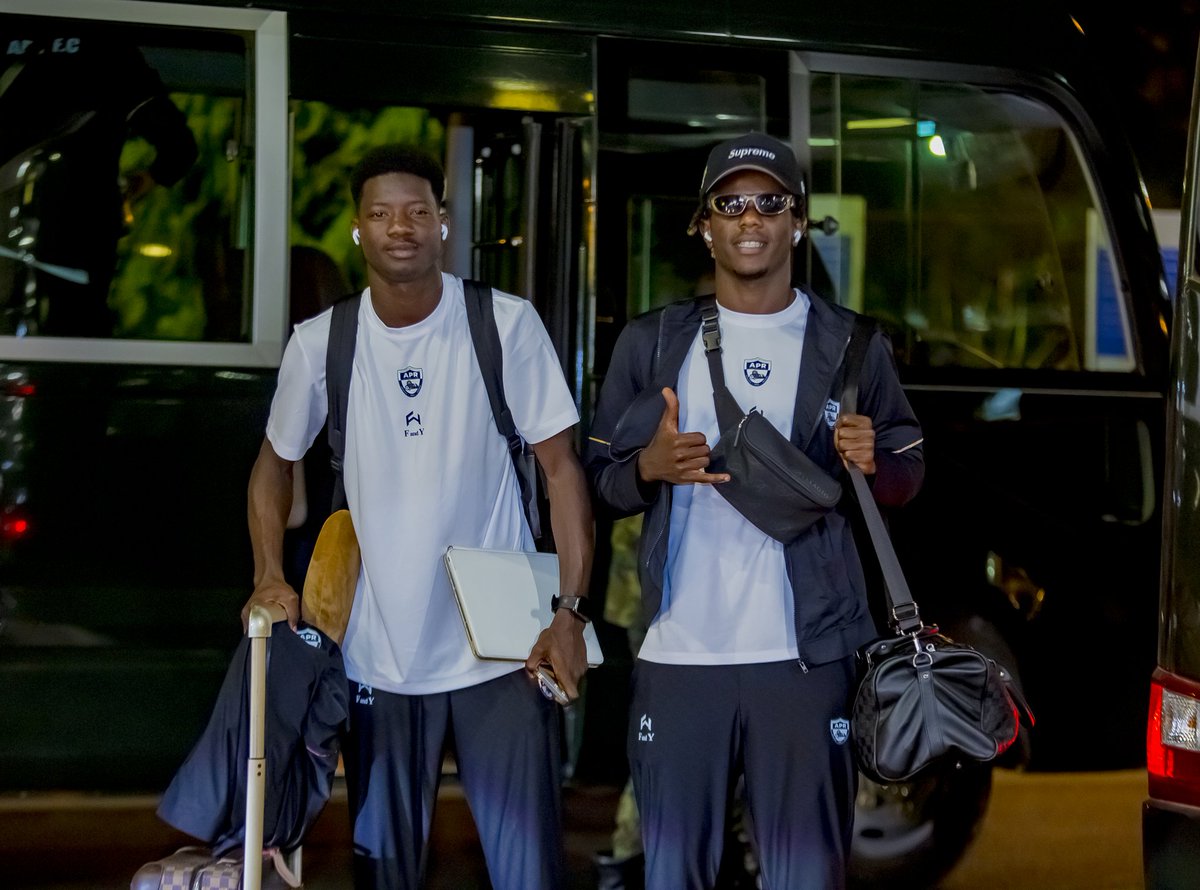 aprfcofficial's tweet photo. Ikipe yamaze kugera ku kibuga cy'indege cya Kigali, aho biteganijwe ko ihaguruka saa cyenda n'igice z'urukerera yerekeza i Cairo mu Misiri gukina umukino wo kwishyura wa CAF Champions League na Pyramids FC. 

#APRFC https://t.co/KloMY689Fl