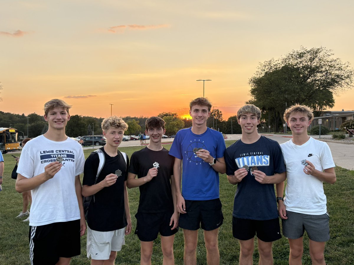 Awesome night down in Shenandoah! Boys varsity takes 2nd and JV takes the team title! Varsity medalists: 1. Lillie 2. Coots 7. Mazzella 15. Thomsen. JV medalists: 4. Alford 6. Campbell 11. Murren 13. Schaben 17. Applegate 19. Matulka