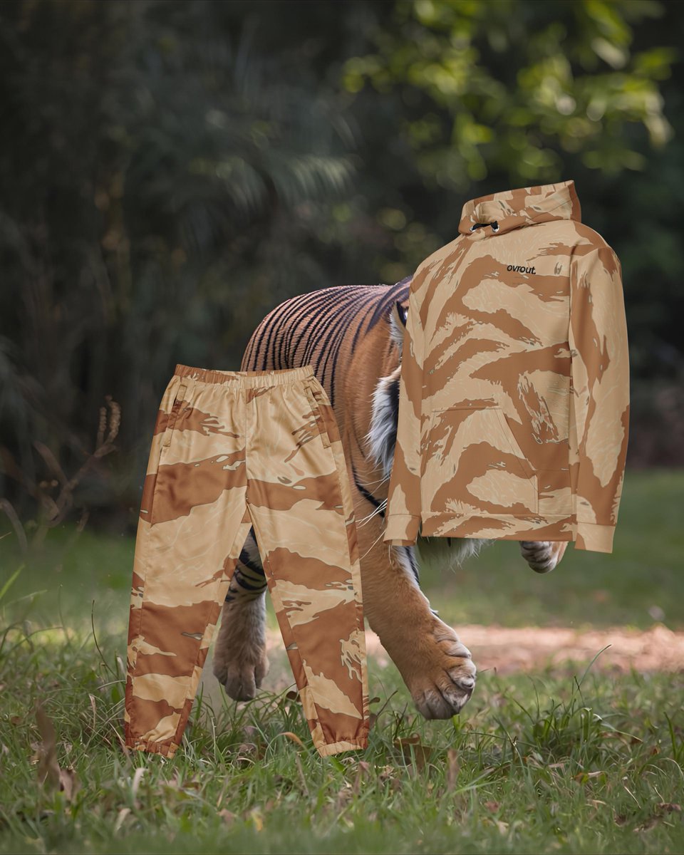 Hoodie weather is here. 

ovrout.com/collections/sh…