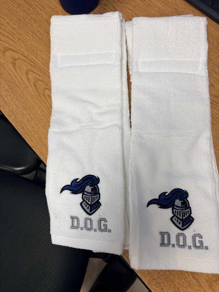 Grateful for our <a href="/HIGLEYFOOTBALL/">Higley Football</a> parents who open their homes, feed our guys, and pour into our program and support our coaches!!💯
Culture wins before the scoreboard does!🛡️🐺
#CultureWins #DOGMentality #LinebackerLife