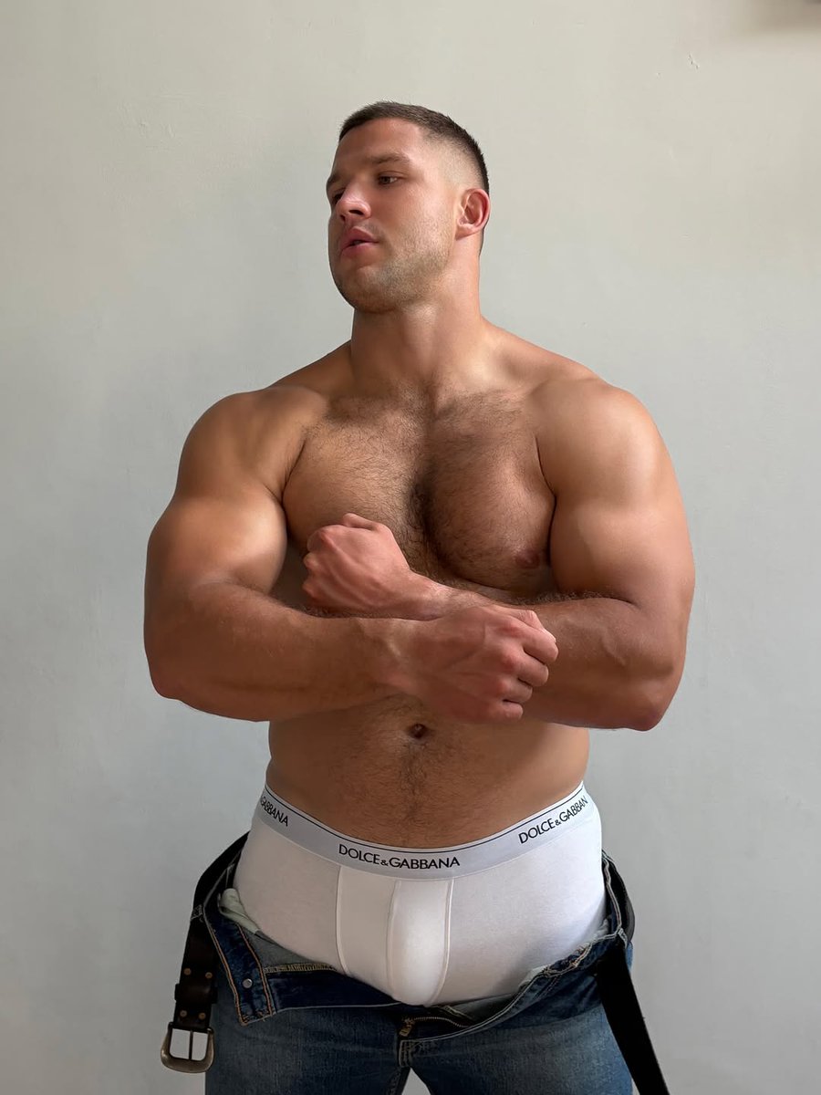 ghossthells's tweet image. 𝑮𝒖𝒊𝒍𝒍𝒆𝒓𝒎𝒐 𝑫𝒊𝒂𝒛
⸻         ⸻         ⸻
■ 27 años.
■ Bisexual.
■ 2 mts.
■ Boxeador profesional.
■ ESP.
■ Limitless / taboo themes.

                       ¿ʀᴛ/ᴍɢ?

              #Freerol #Sexrol