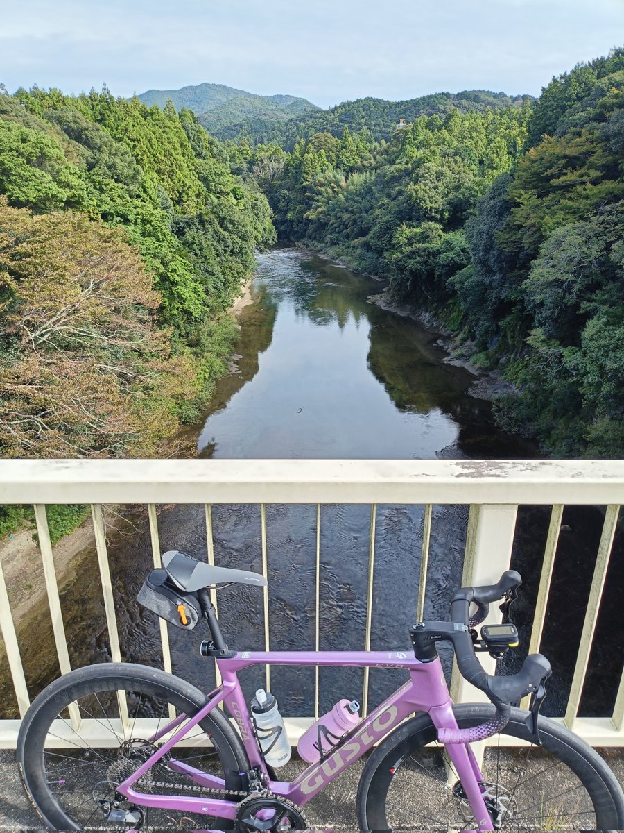janis0722's tweet photo. ちょっとダム視察
 #GUSTO  #豊川水系 https://t.co/nfzJv5wIl4