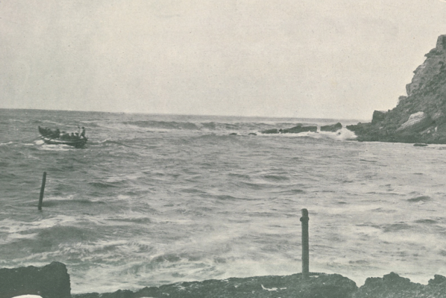 Voltando as costas ao triunfo da #República, o rei Manuel 2º foge de Portugal pela Ericeira, acompanhado da sua família. Sendo o Porto já republicano, dirige-se para Gibraltar.
Nunca regressará.
Os portugueses nunca mais serão súbditos de um rei.
#5deOutubro