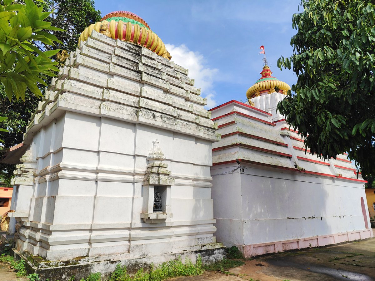 JN Pankaj (@jnpankaj) on Twitter photo Small & beautiful Jagannath temple, Aul, Kendrapara, Odisha.
Varah Laxmi temple complex. Small & beautiful Jagannath temple, Aul, Kendrapara, Odisha.
Varah Laxmi temple complex.