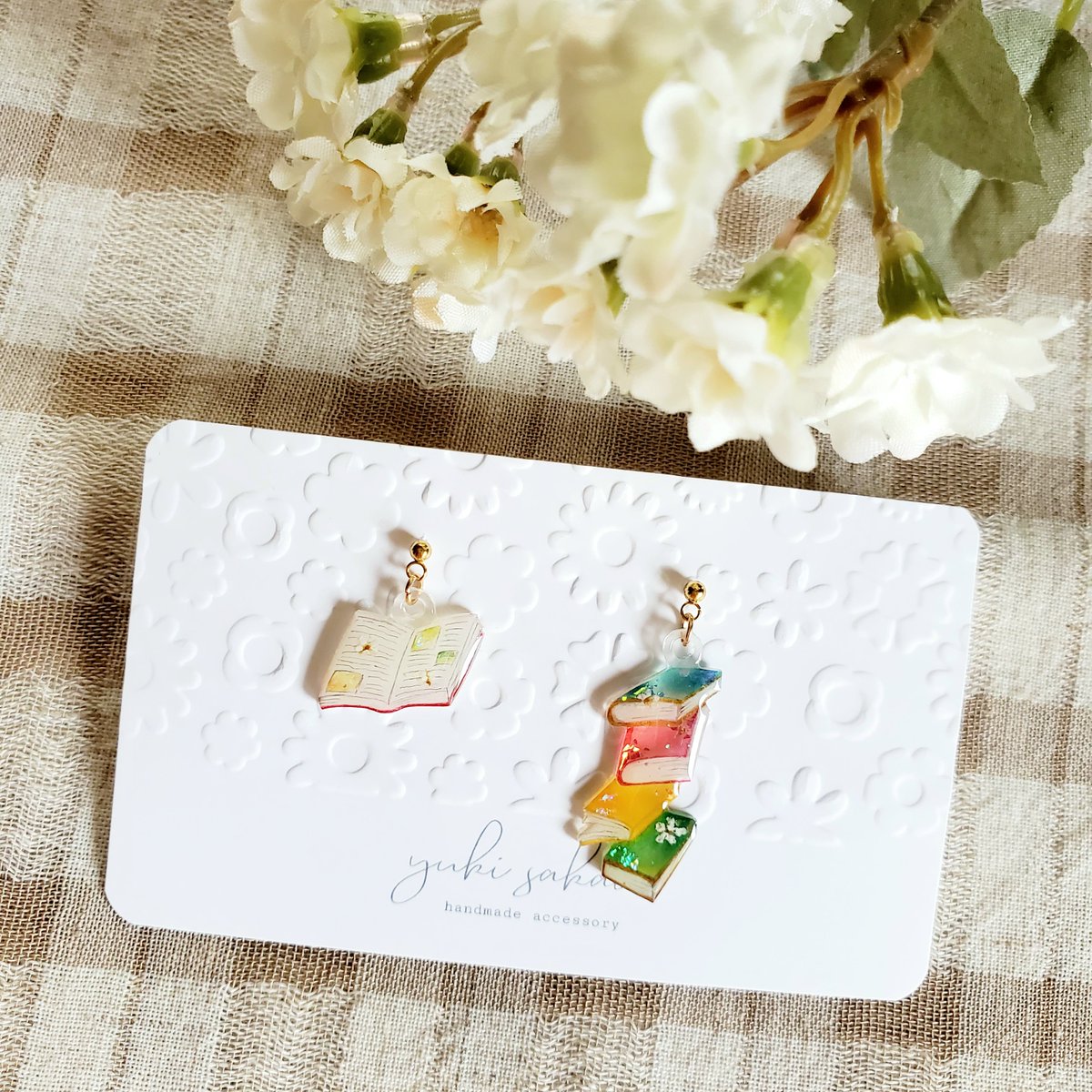 読書の秋ですね(,,ᴗ ᴗ,,)𓂃 𓈒𓏸 

#ハンドメイド