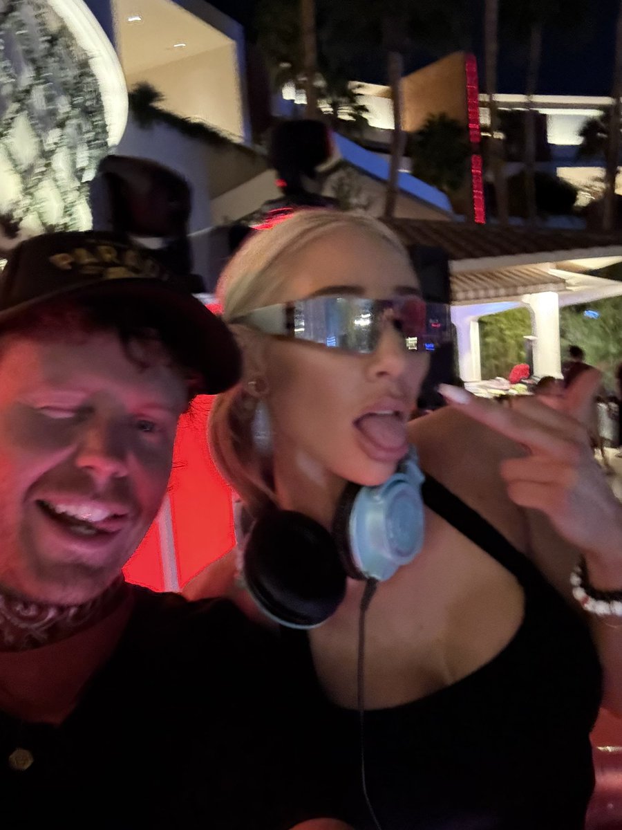 abstractsav's tweet image. rouge night swim but make it techno n wubs