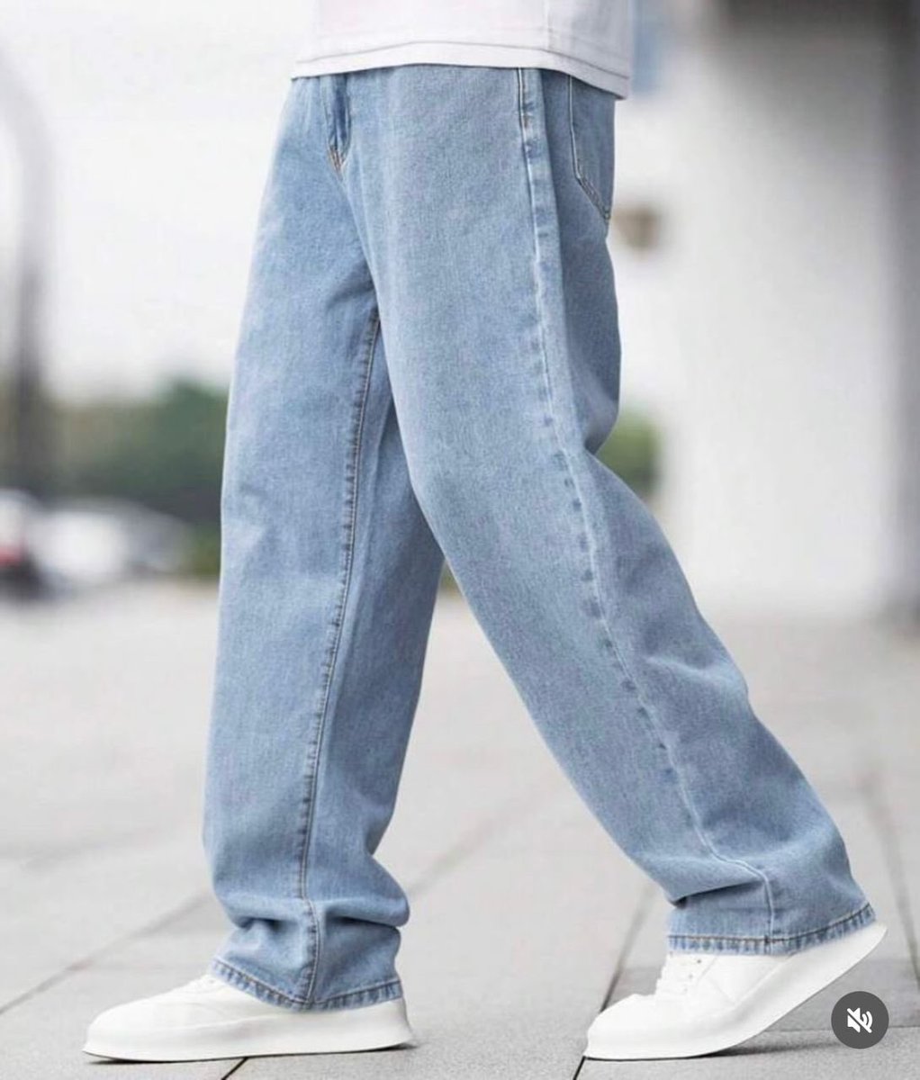 dickoAhmadou8's tweet photo. Salam Sum gars Yii les pantalons c’est encore disponible maximum de RT 🙏🏾 🏷️ 10k https://t.co/wIShEiLLQR