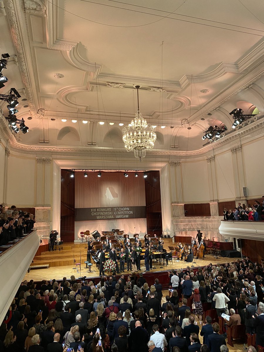 What a privilege to be invited to the opening of the Chopin Competition by my former colleague Zofia <a href="/ChopinInstitute/">Chopin Institute</a> <a href="/WarsawPhil/">Filharmonia Narodowa</a>