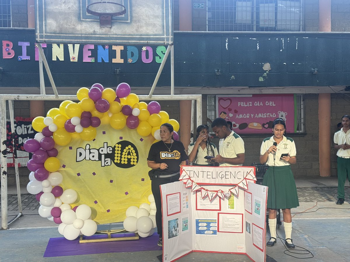 jaroldiazc's tweet photo. La Institución Educativa Número Ocho en #Maicao se convirtió en un escenario de reflexión y socialización de proyectos sobre IA #DíaDeLaIA @jhonjnr @CompuParaEducar @Ministerio_TIC @DayofAI_USA @alcaldiamaicao https://t.co/Y9zxmGbgAU