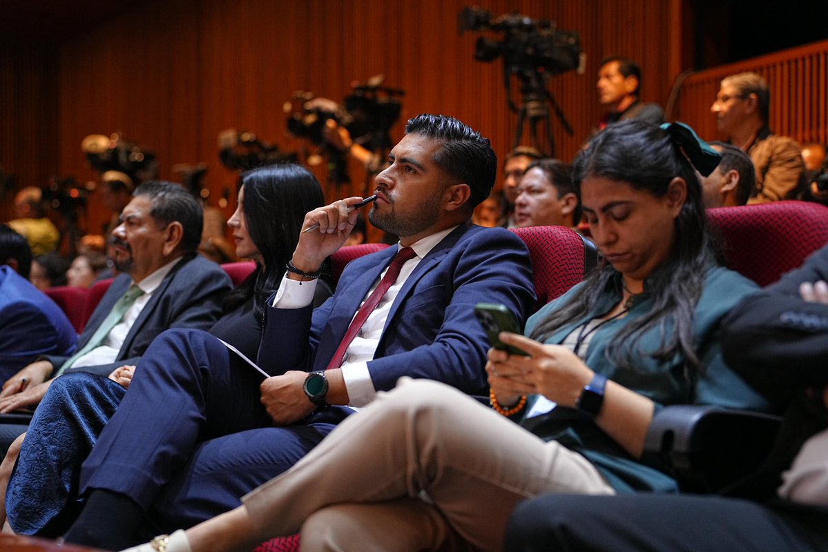 Tweet media one