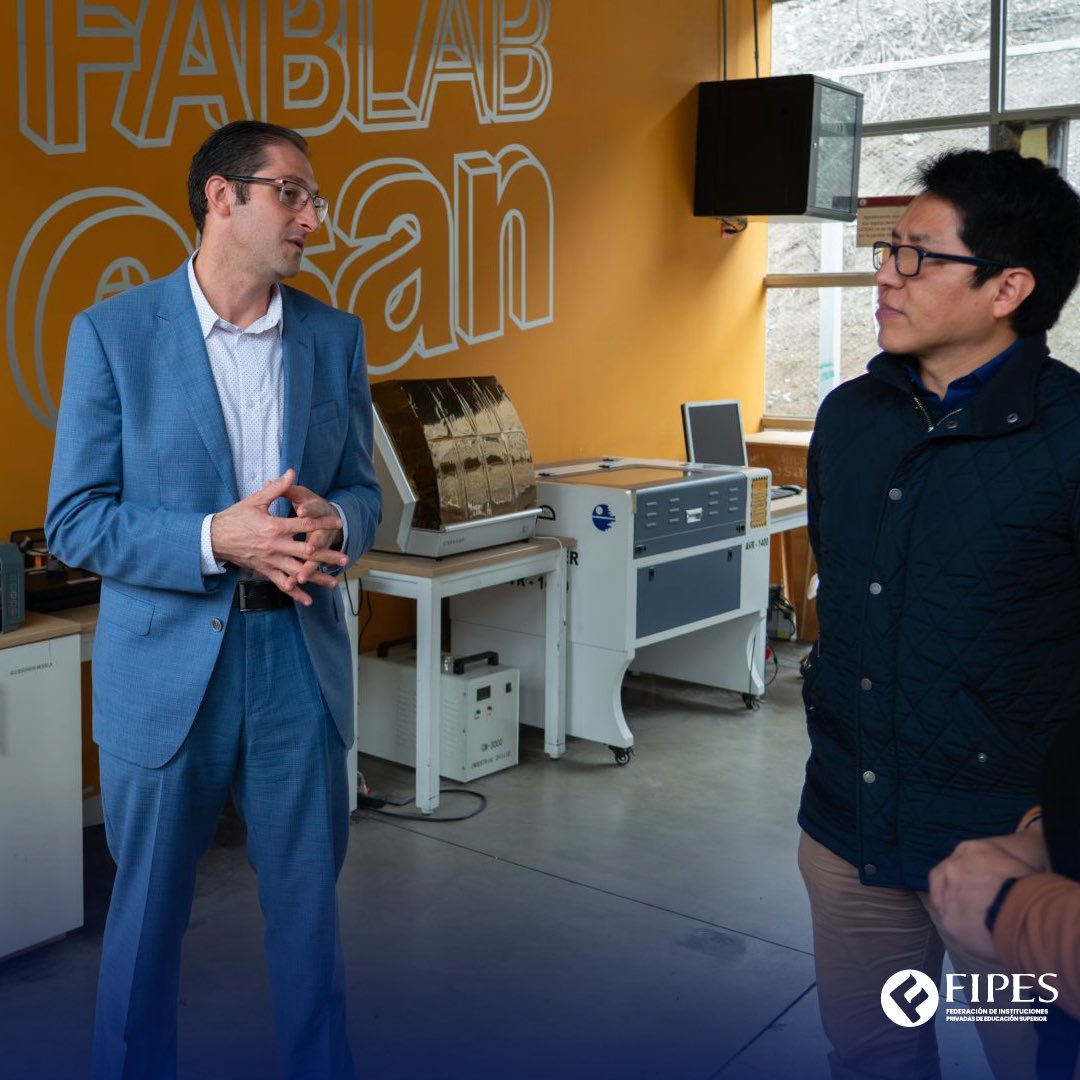 FipesOficial's tweet photo. #FIPESPresente | 🌍 ESAN fortalece lazos con Carnegie Mellon University
La @universidadesan recibió la visita de David Danenberg, Director Asociado Senior de Admisiones y Ayuda Financiera de la @CarnegieMellon Facultad Heinz de Sistemas de Información y Políticas Públicas. https://t.co/tcEZNqlHBj