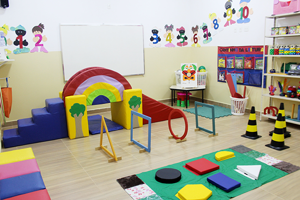 uniaocamara44's tweet photo. #AprovadonaComissão | Projeto do @padovanidep (PR) reduz em 50% a contribuição previdenciária patronal da empresa que oferecer vagas de creche aos filhos de até quatro anos de seus funcionários ou que reembolsar os trabalhadores com auxílio-creche ou equivalente (PL 2605/2024). https://t.co/oLEGni0C1p