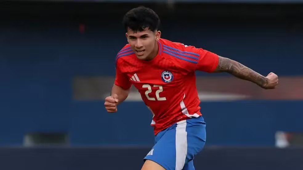 Vasco negocia contratação de Vicente Álvarez, atacante da seleção do Chile Sub-20  ➡️   glo.bo/46TRx93

📸 Javier Torres/Photosport