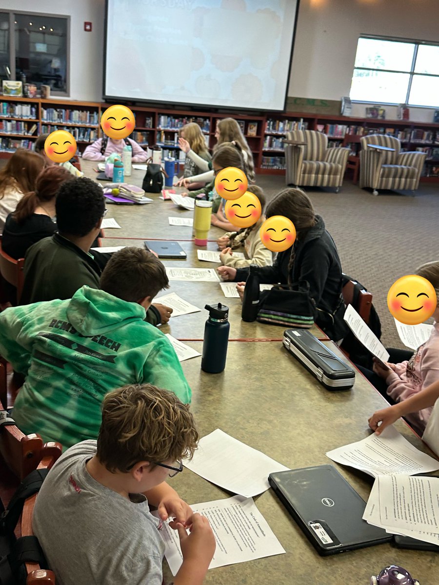 cmfhwatts's tweet photo. We’re gearing up for our spooky radio shows in Speech Activities! These kiddos will be performing and providing all the sound effects for their show! @RowanSchools #rclead https://t.co/oGfInFvIEs