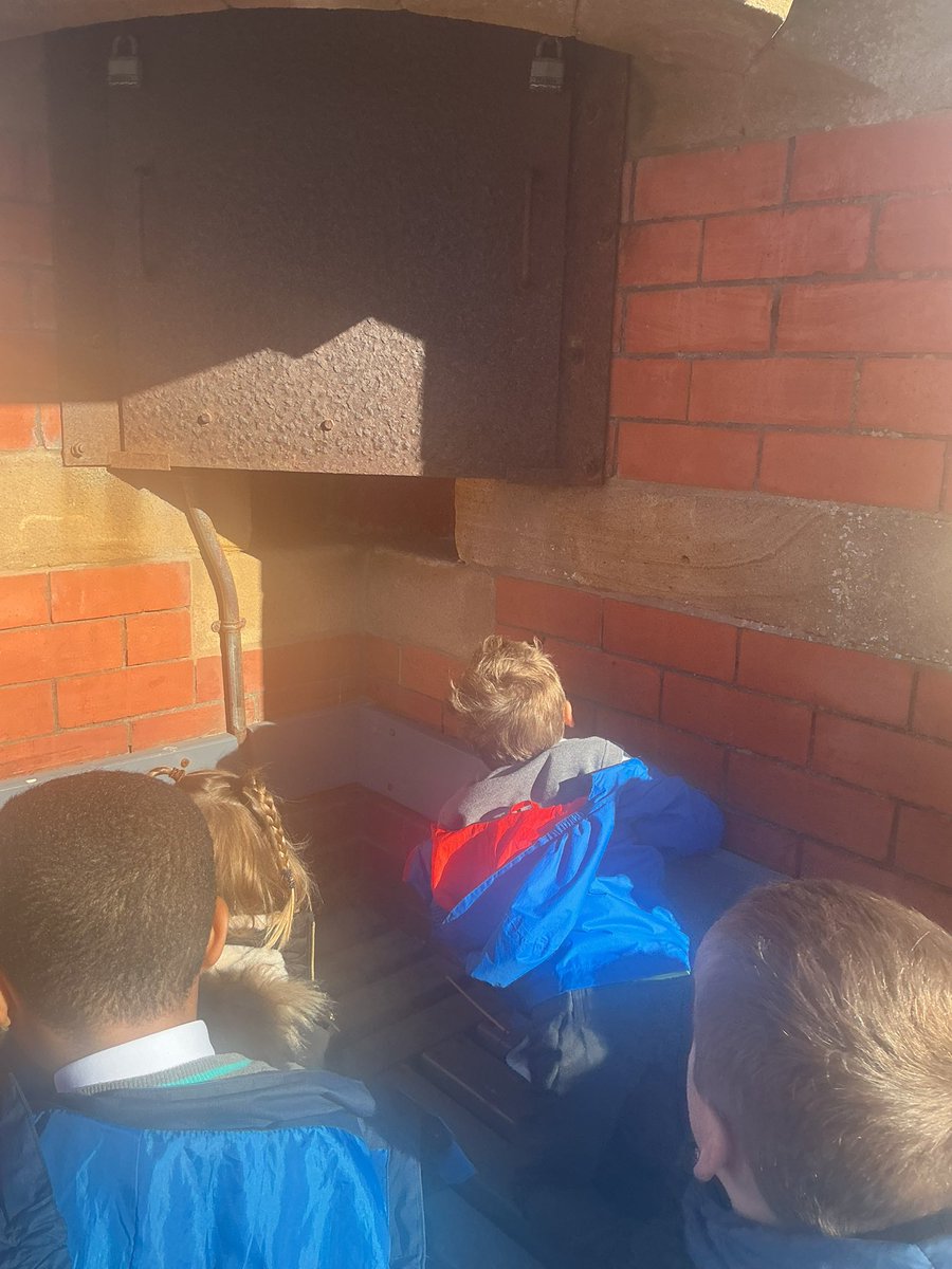 Grosvenor Park (@grosvenorparkpr) on Twitter photo Class 4 had a great time on their trip to Morecambe last Friday 😀 They enjoyed finding different landmarks, looking at physical and human features 🤩👏 Class 4 had a great time on their trip to Morecambe last Friday 😀 They enjoyed finding different landmarks, looking at physical and human features 🤩👏